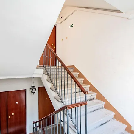 White Tower Апартаменты