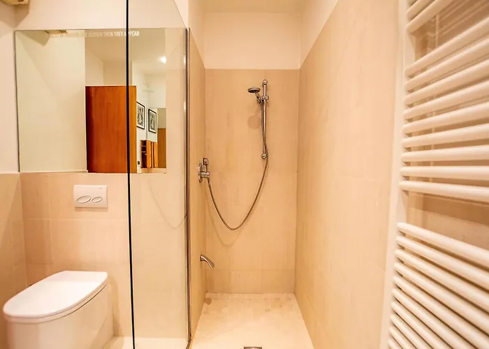 Apartamento White Tower Trieste